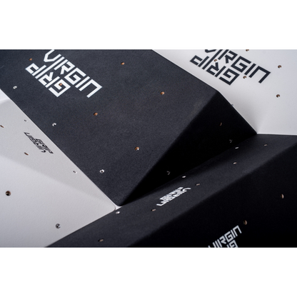 Virgin Grip Holzvolumen Roof Detailansicht